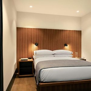 Camera con letto queen size